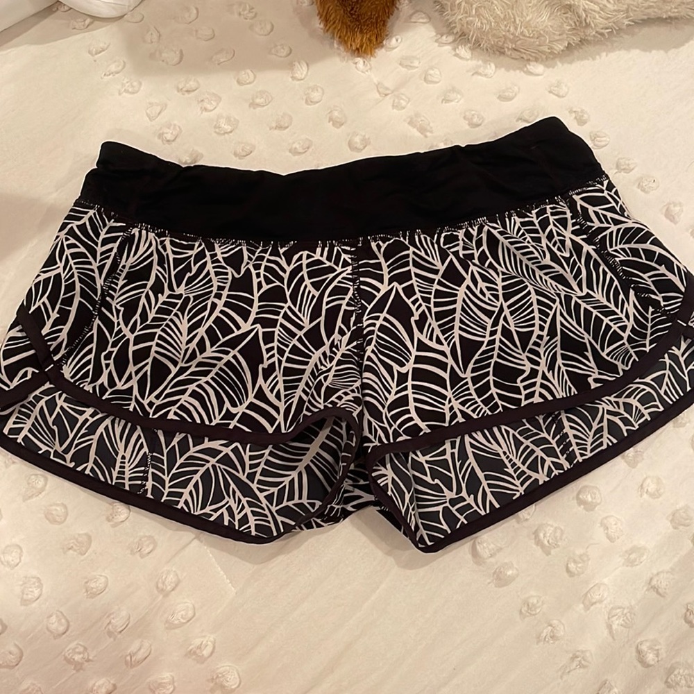 Lululemon Speed Up short. Black/white leaf pattern. used but great condition